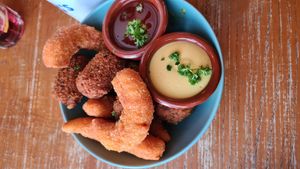 Borrelmix (with vegan shrimp) at Tati in Nijmegen