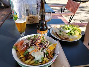 Kapsalon and quesadillas at Tati in Nijmegen