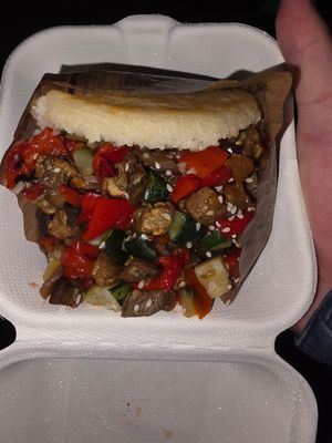  at Hallo Arepa & Bowls in Munich