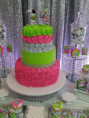3 tier cake at Rose Valley Cakes in Queens