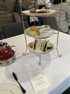   at Doja Tea Lounge in Tualatin
