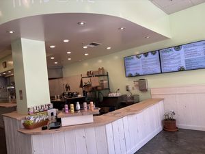 Place your order  at Humbowl  in San Rafael