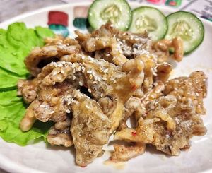 Fried mushroom at Vege Yong Tau Foo - 美味園釀豆腐 in Kuching