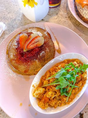 Brunch   at Dodo Bon Pan Cafe in Panama City