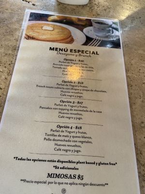 Menú brunch   at Dodo Bon Pan Cafe in Panama City