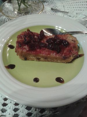 Cranberry cake (vegan) at Dodo Bon Pan Cafe in Panama City