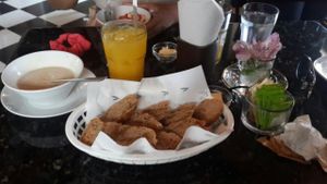 Toasts with vegan butter at Dodo Bon Pan Cafe in Panama City