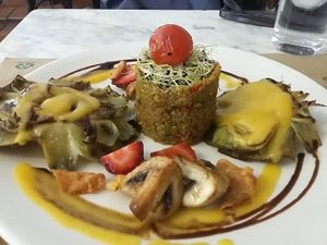 Quinoa and mushroom dish at Cafe Atelier in Salamanca