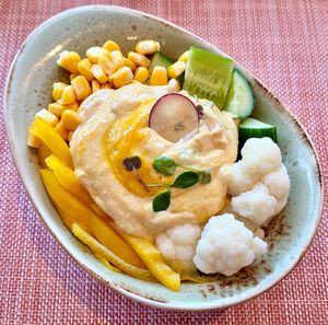 Mango hummus bowl at Gastro Kitchen in Dubai