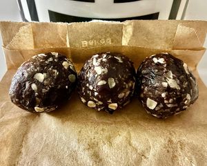 Protein balls at Krave  in Dubai