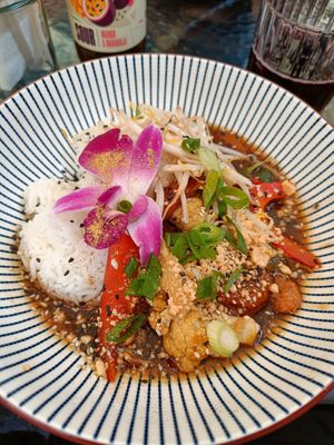 "Beef" and vegetables, side ho with rice at House of Seitan - Piwna in Gdansk