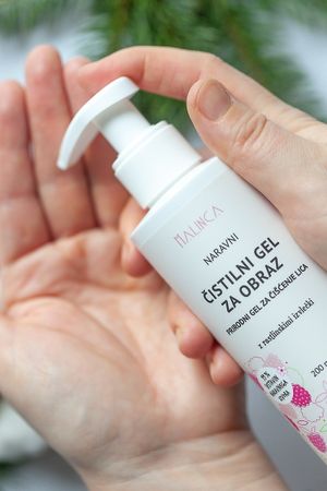 Natural face cleansing gel at Malinca in Velenje