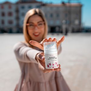 Naravna krema za obraz at Malinca in Velenje