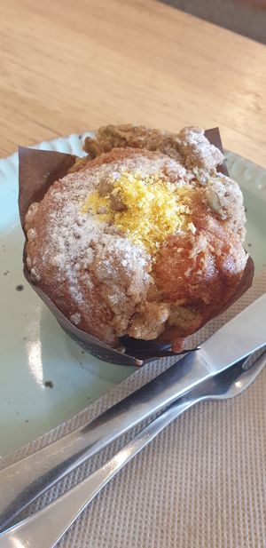 Vegan & gf apricot muffin at Pollen in Kyneton