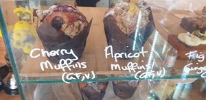 Vegan & gf muffins at Pollen in Kyneton