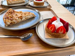 Vegan quiche Lorraine and strawberry tartt  at Land & Monkeys in Aix-en-provence