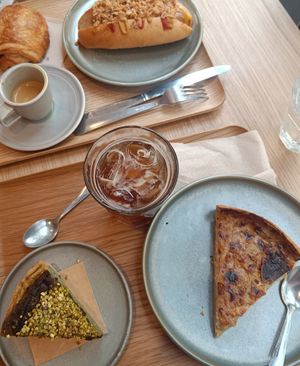  at Land & Monkeys in Aix-en-provence