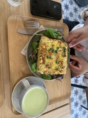 Formule brunch (focaccia lardons et matcha)  at Land & Monkeys in Aix-en-provence
