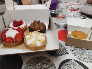 Les pâtisseries pour la famille at Land & Monkeys in Aix-en-provence