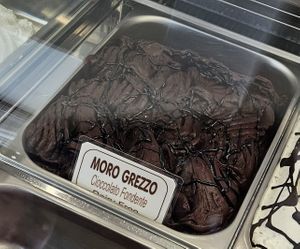 Chocolate fondant at Gelateria Peschiera in Peschiera Del Garda