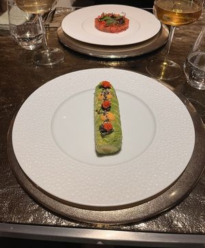 Salmon tartare at Linfa da Visionnaire - Piazza Cavour in Milan
