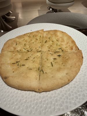 Focaccia was really goodd  at Linfa da Visionnaire - Piazza Cavour in Milan