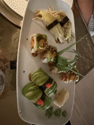 Leek nigiri, avocado nigiri and teriyaki avocado “salmon” uramaki   at Linfa da Visionnaire - Piazza Cavour in Milan