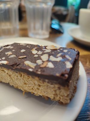 Coconut flapjack (amazing) at Art Cafe in Oxford