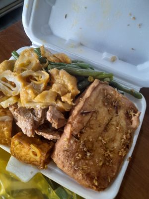 My take away vegan food at Diệu Vy 10k in Ho Chi Minh City