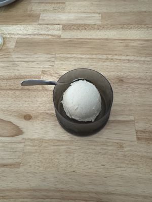 Lemon gelato  at JoGeSaYu in Hiroshima