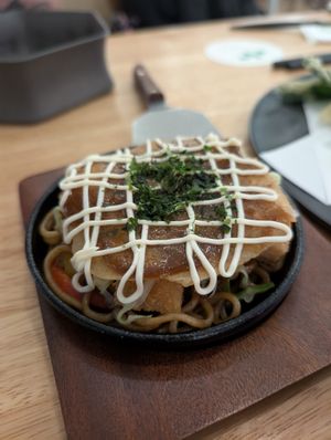 Vegan okonomiyaki at JoGeSaYu in Hiroshima