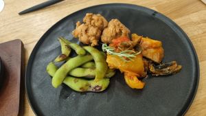 Soy Karaage (so good!) & Edamame at JoGeSaYu in Hiroshima