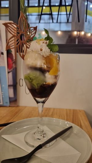 Lemon Cheesecake Parfait at JoGeSaYu in Hiroshima