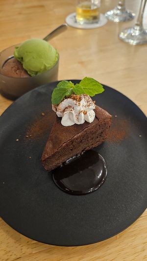 Chocolate tarte at JoGeSaYu in Hiroshima