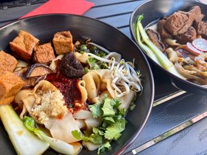 Tingly noodles & biang biang noodles, both with tofu and mushroom at AM-SU Handpulled Noodles in Frankfurt