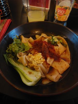 Naked noodles Asian Spicy at AM-SU Handpulled Noodles in Frankfurt