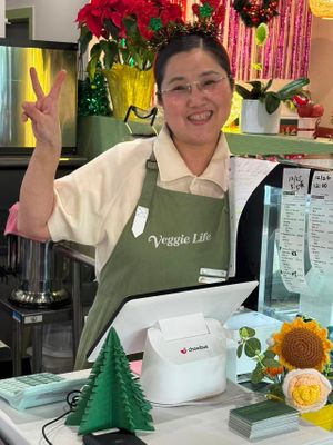 Merry Christmas at Veggie Life in Kirkland