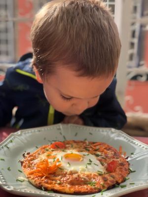 Non-vegan at House of Wonders in Cascais