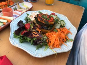 Hamburguer at House of Wonders in Cascais