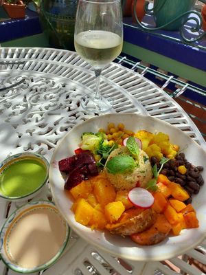  at House of Wonders in Cascais