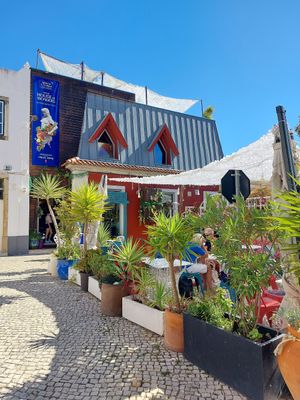  at House of Wonders in Cascais