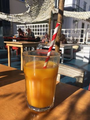 Mango Passionfruit Juice at House of Wonders in Cascais
