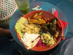 Buddha bowl at House of Wonders in Cascais