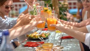 Bring your friends! at House of Wonders in Cascais