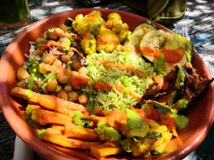 Bowl vegano at House of Wonders in Cascais