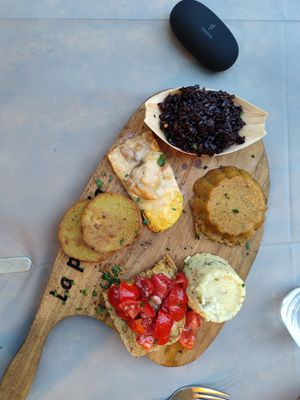  at La Posteria Ristorante Pizzeria in Viareggio