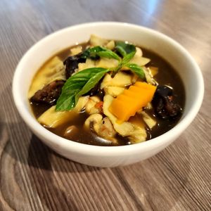 Bamboo curry  (gang no mai) at YOD in Haymarket