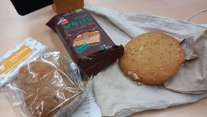 seitan strudel (3,69€), wafers (3,69€), peanut cookie (2,99€) at bio&bio - Cvjetni in Zagreb