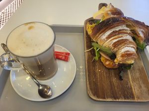  at O Melhor Croissant da Minha Rua in Lisbon
