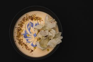 Garlic & Roasted-Almond cream at Fusión V in Mexico City